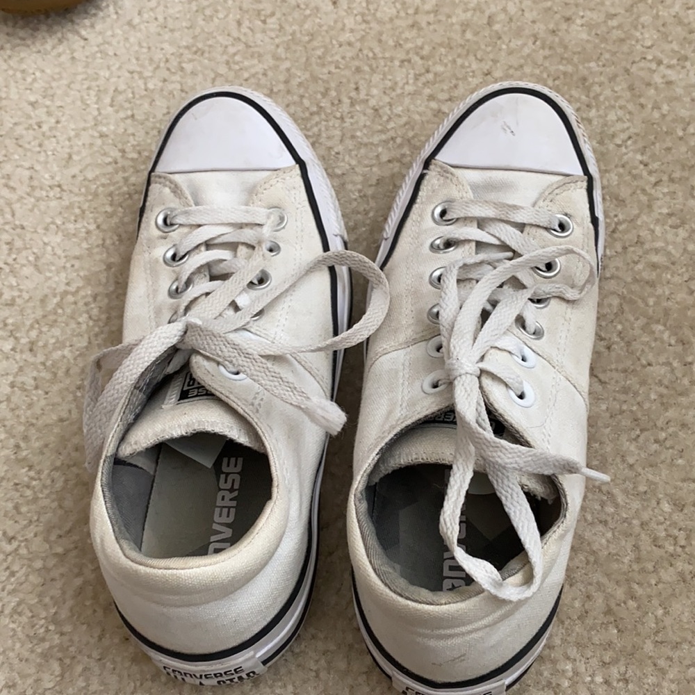 Converse - Picture 3 of 4